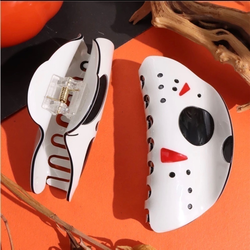 $22 or 3 For $35 🔪 Friday The 13th Jason VorHees Face Mask Acrylic  Hair Clip